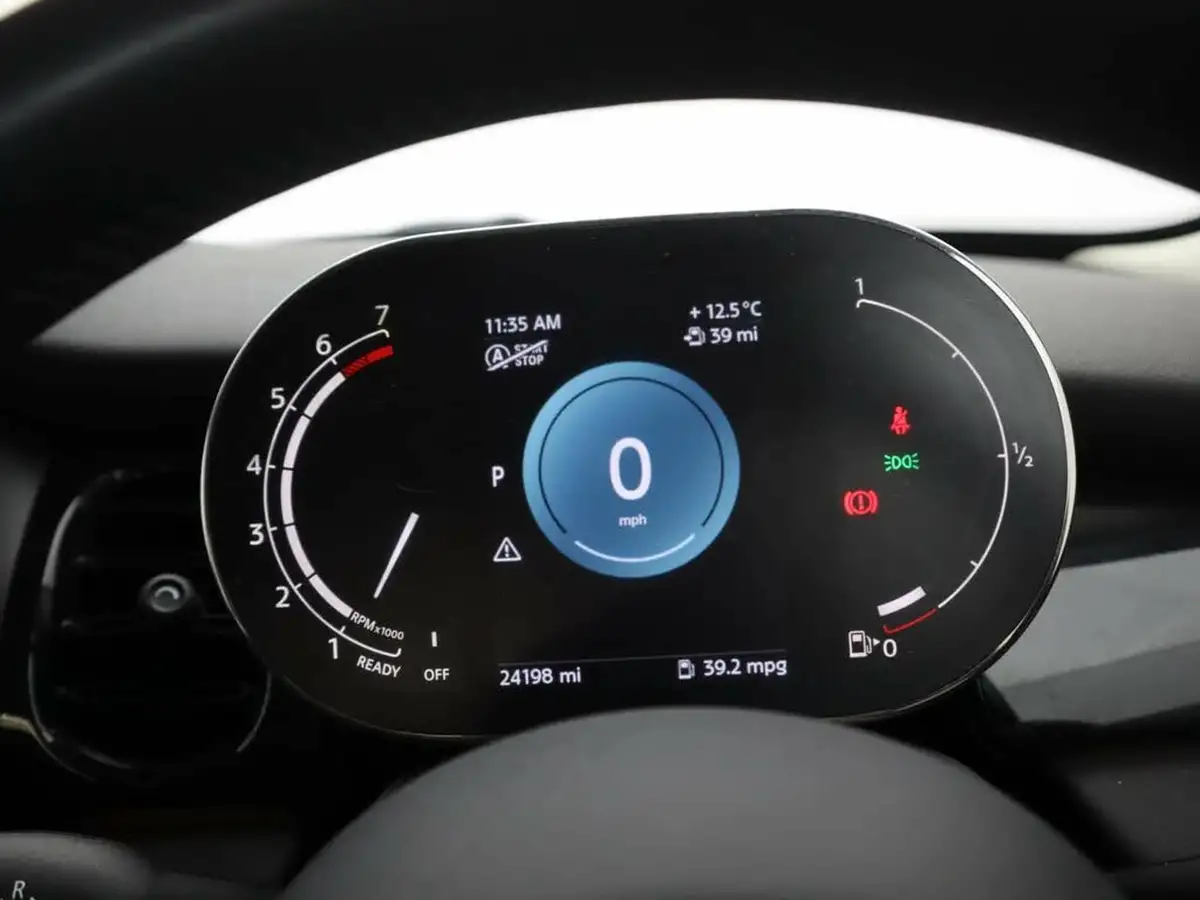 2022-mini-cooper-20-cooper-s-classic-hatchback-5d-auto-big-10