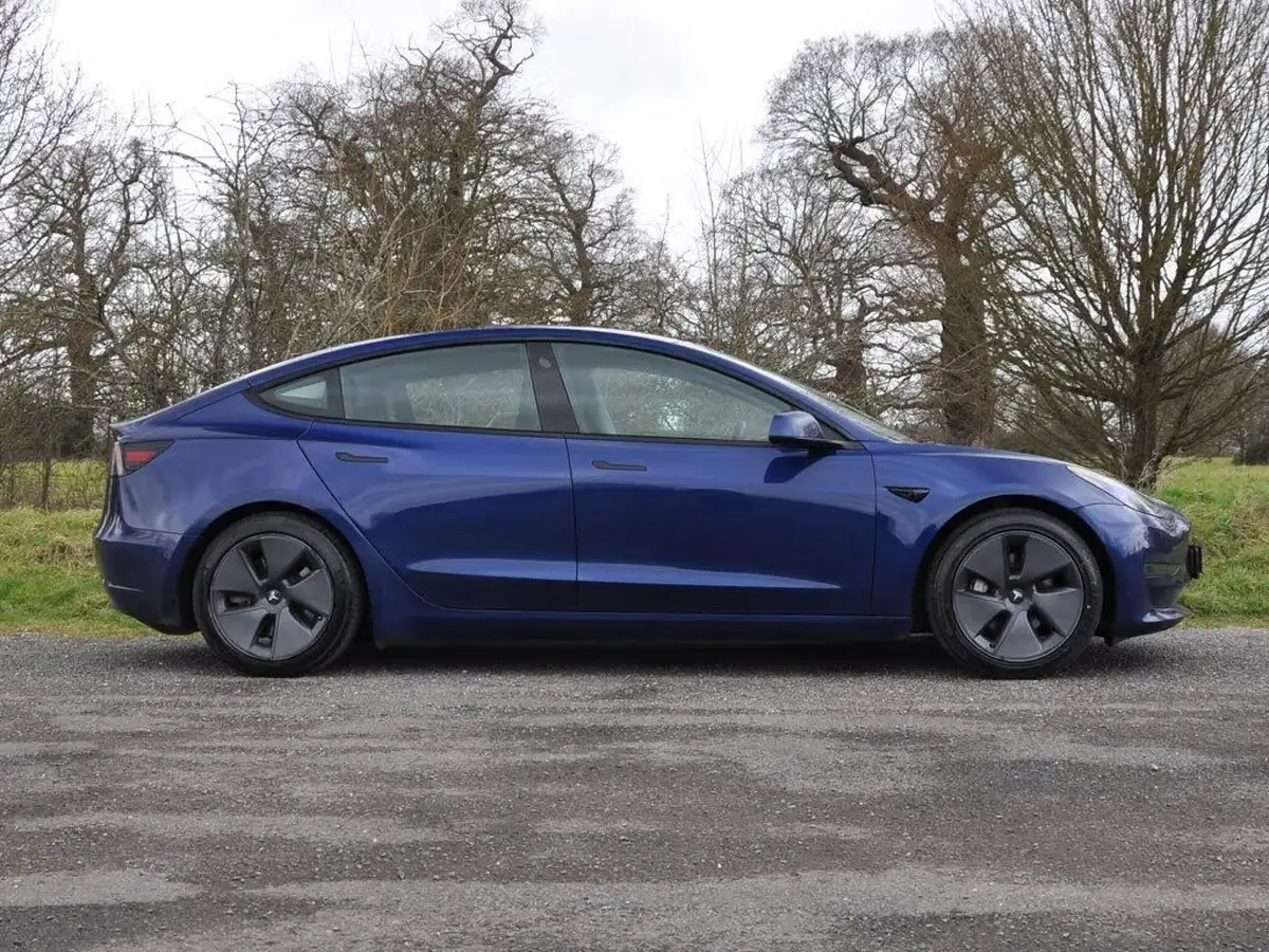 2021-tesla-model-3-e-standard-plus-big-29