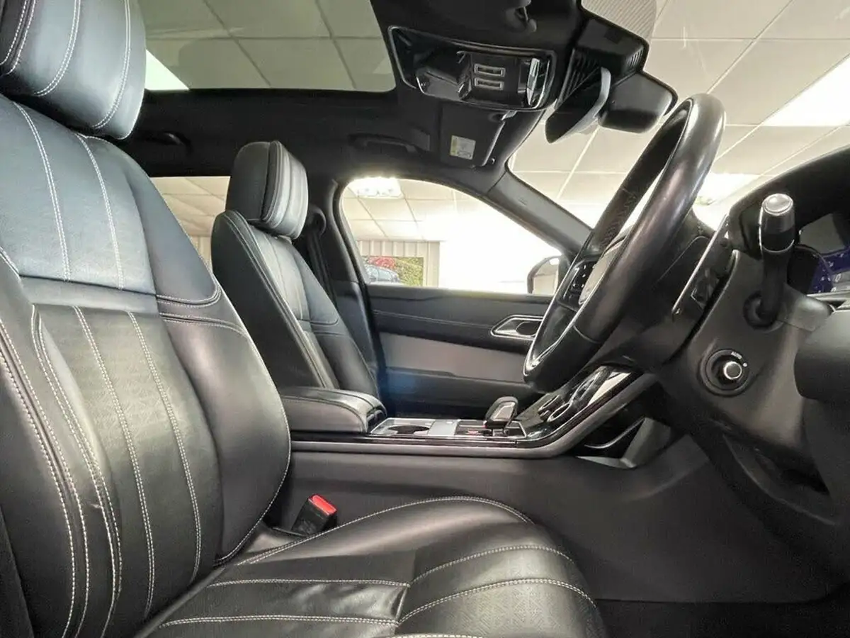 2021-land-rover-range-rover-velar-20-d200-r-dynamic-hse-big-24