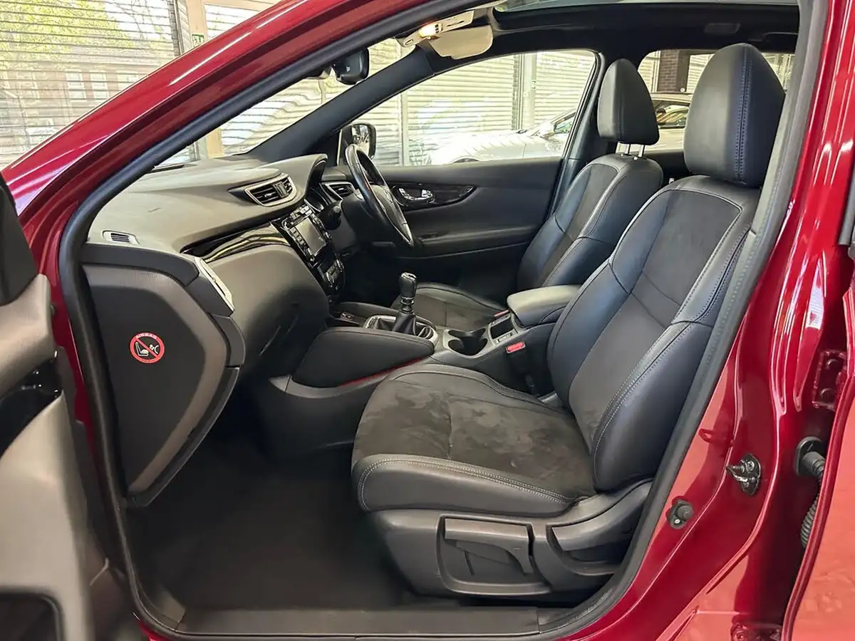 2017-nissan-qashqai-12-dig-t-n-vision-18in-big-16