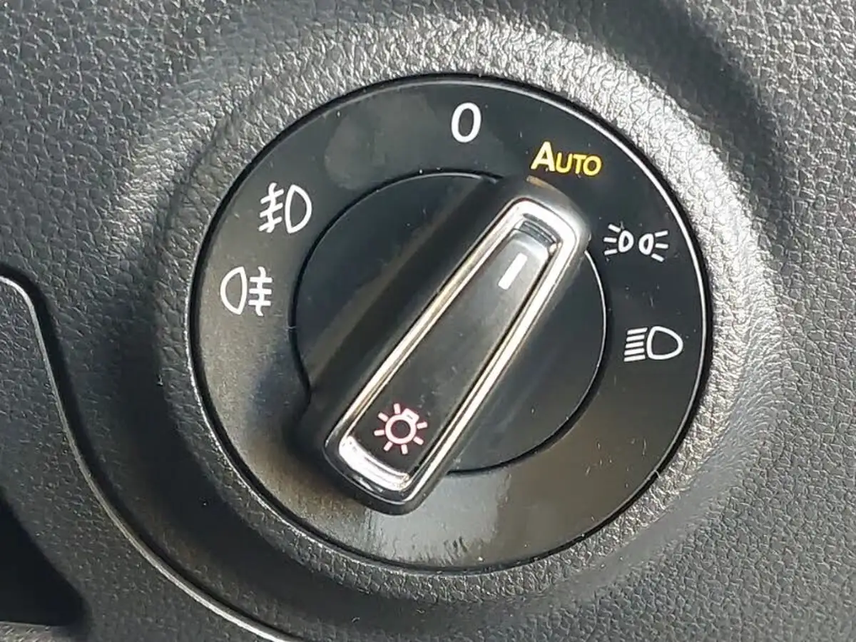 2019-seat-arona-10-tsi-fr-ss-big-17
