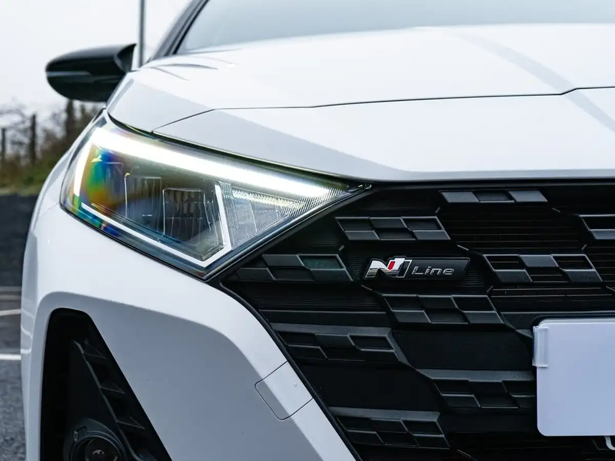 2023-hyundai-i20-10-t-gdi-n-line-dct-big-4