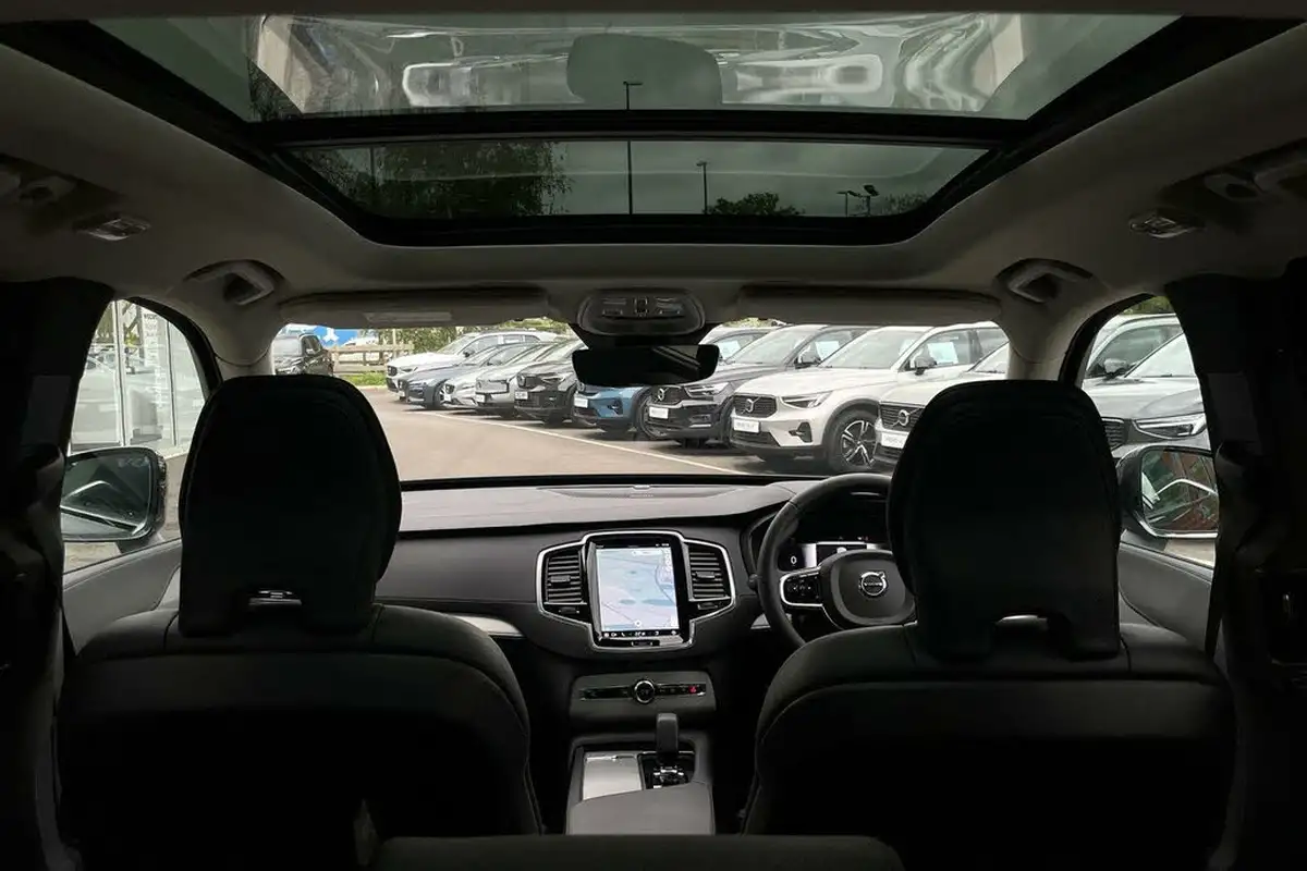 2023-volvo-xc90-20-t8-plus-big-22