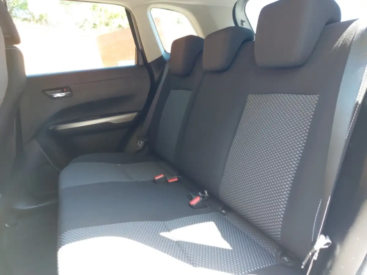 2022-suzuki-vitara-15-sz-t-big-5