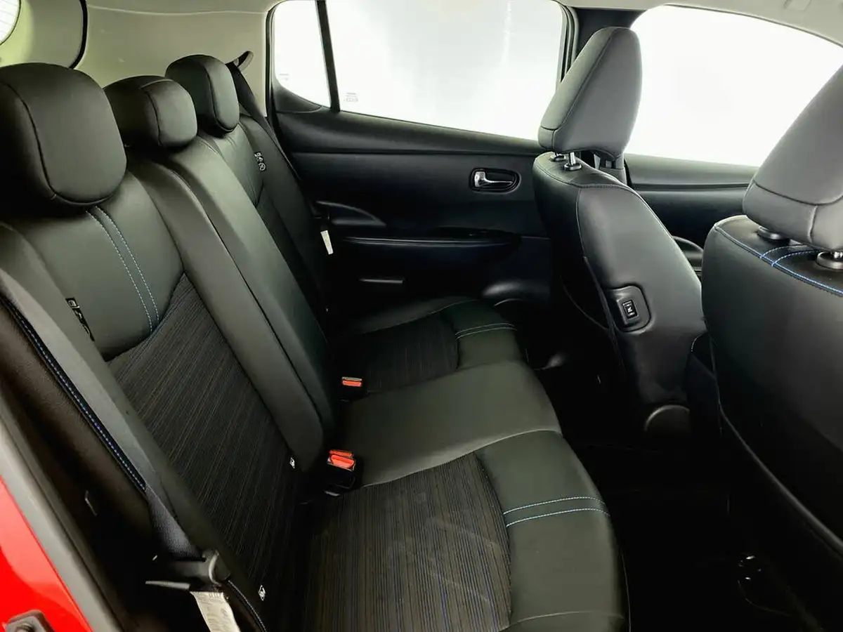 2019-nissan-leaf-e-n-connecta-big-24