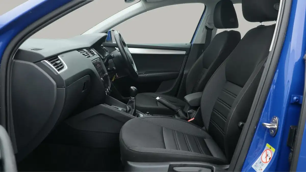 2019-skoda-octavia-10-tsi-se-technology-hatchback-big-14