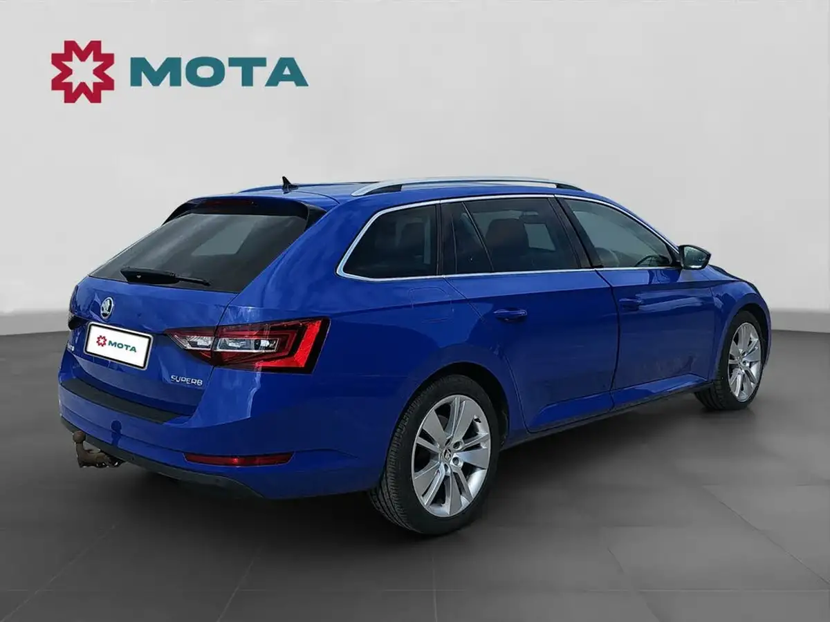 2018-skoda-superb-20tdi-scr-se-l-executive-150ps-estate-big-3