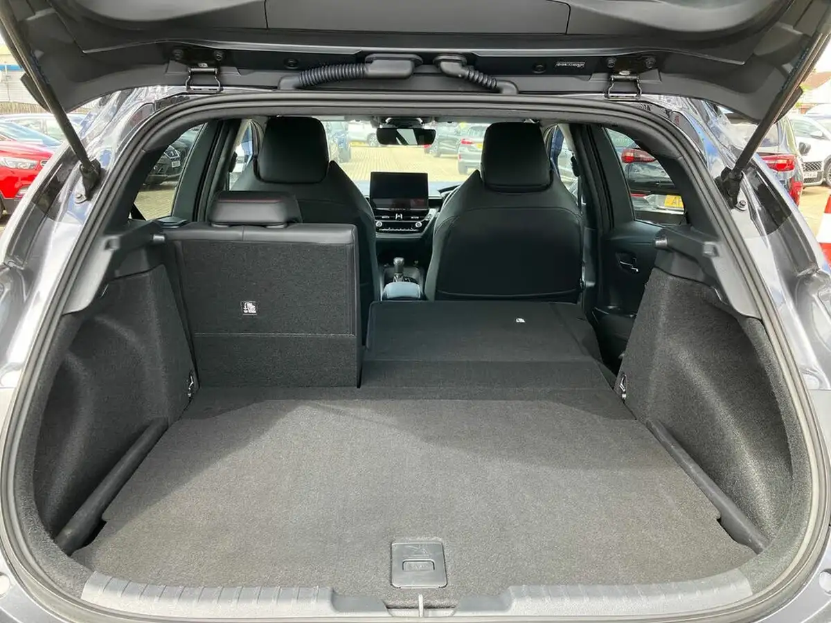 2023-toyota-corolla-20-vvt-i-gr-sport-193bhp-hatchback-big-21