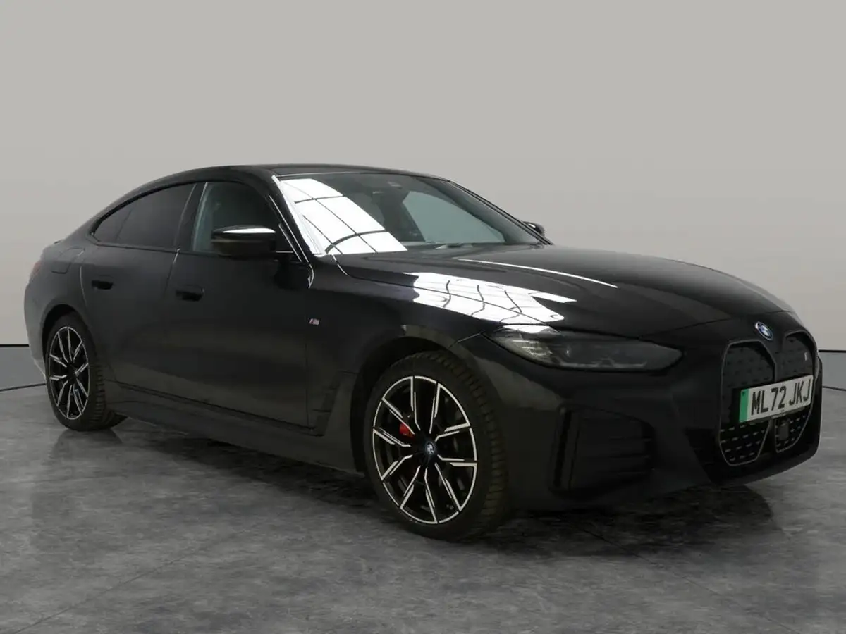 2022-bmw-i4-e-edrive40-m-sport-big-11