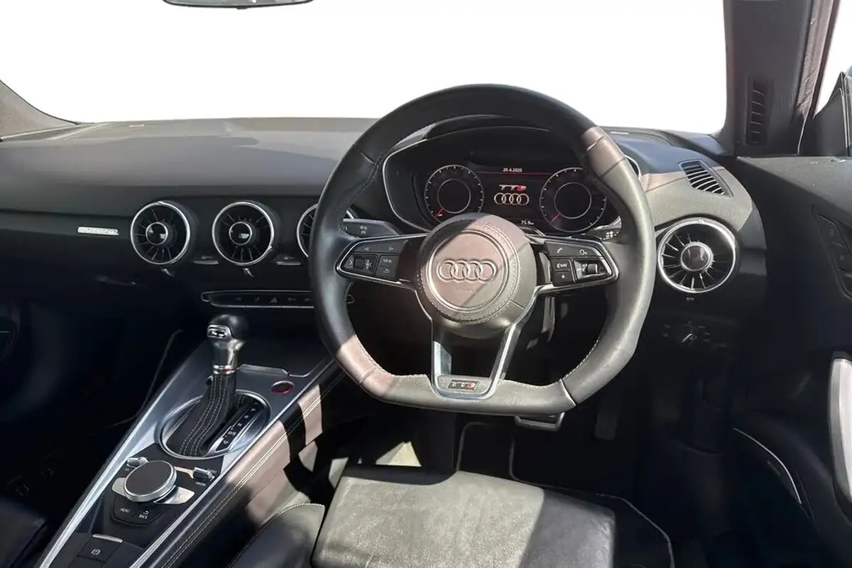 2016-audi-tts-20-tfsi-quattro-tts-ss-coupe-s-tronic-big-17