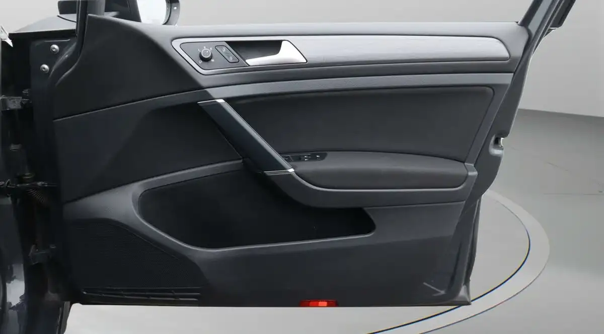 2019-volkswagen-golf-15-tsi-match-edition-150ps-hatchback-dsg-big-15