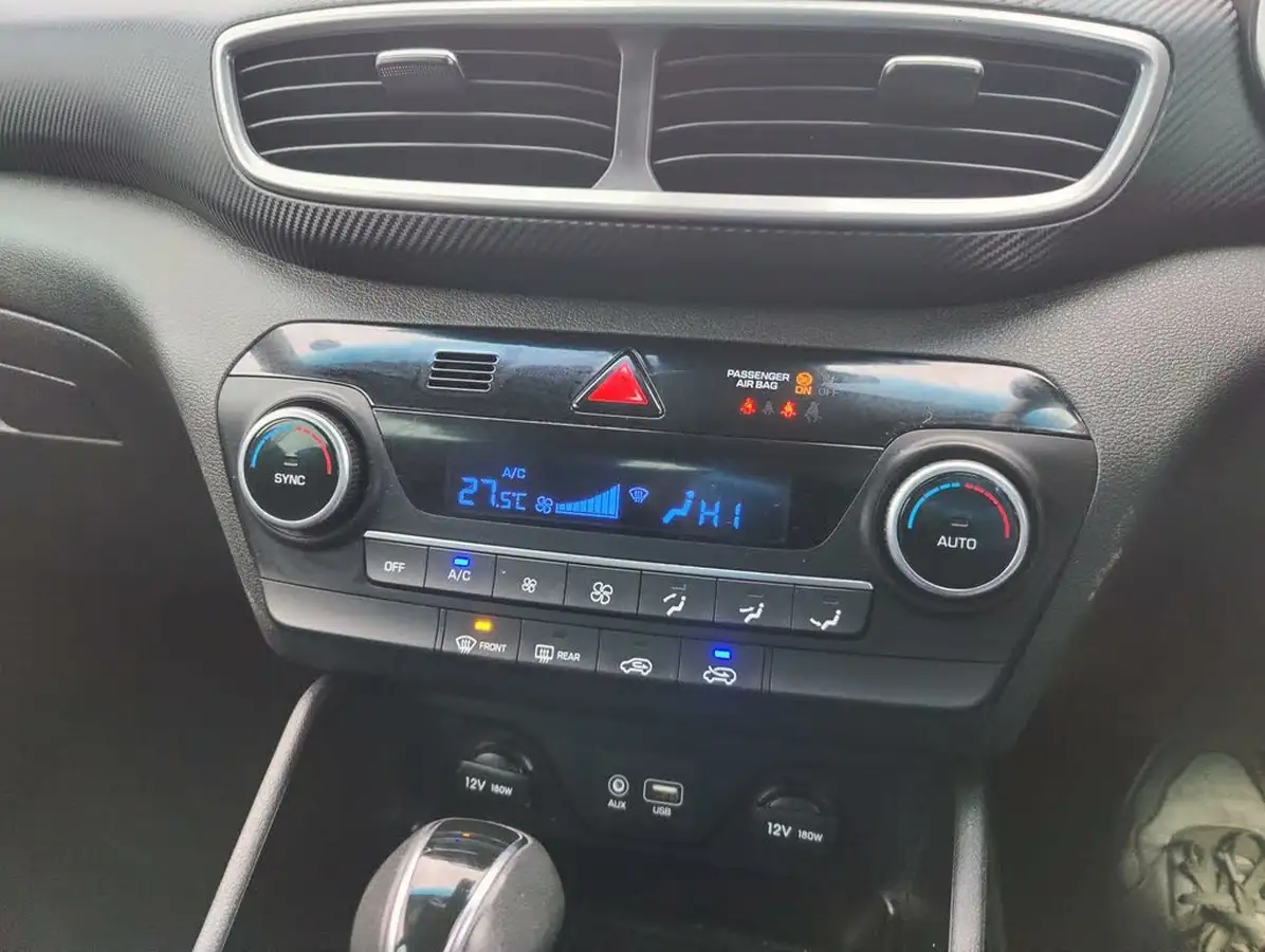 2019-hyundai-tucson-16-t-gdi-se-nav-dct-big-50
