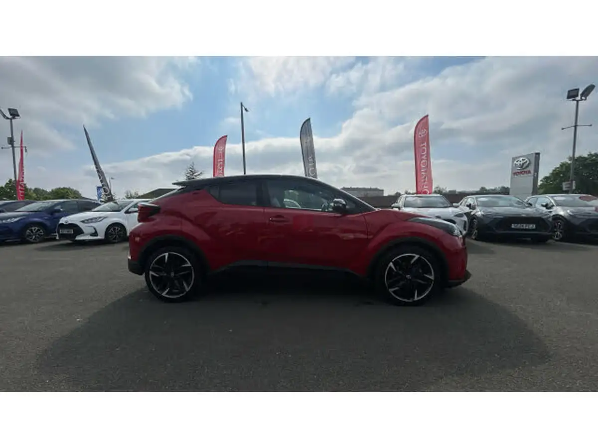 2022-toyota-c-hr-18-vvt-i-gr-sport-big-15