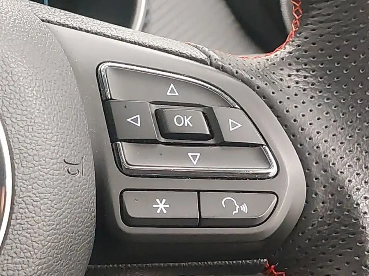 2023-mg-zs-suv-15-vti-tech-exclusive-big-13