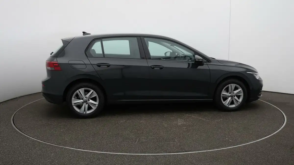 2022-volkswagen-golf-15-tsi-life-150ps-hatchback-big-49