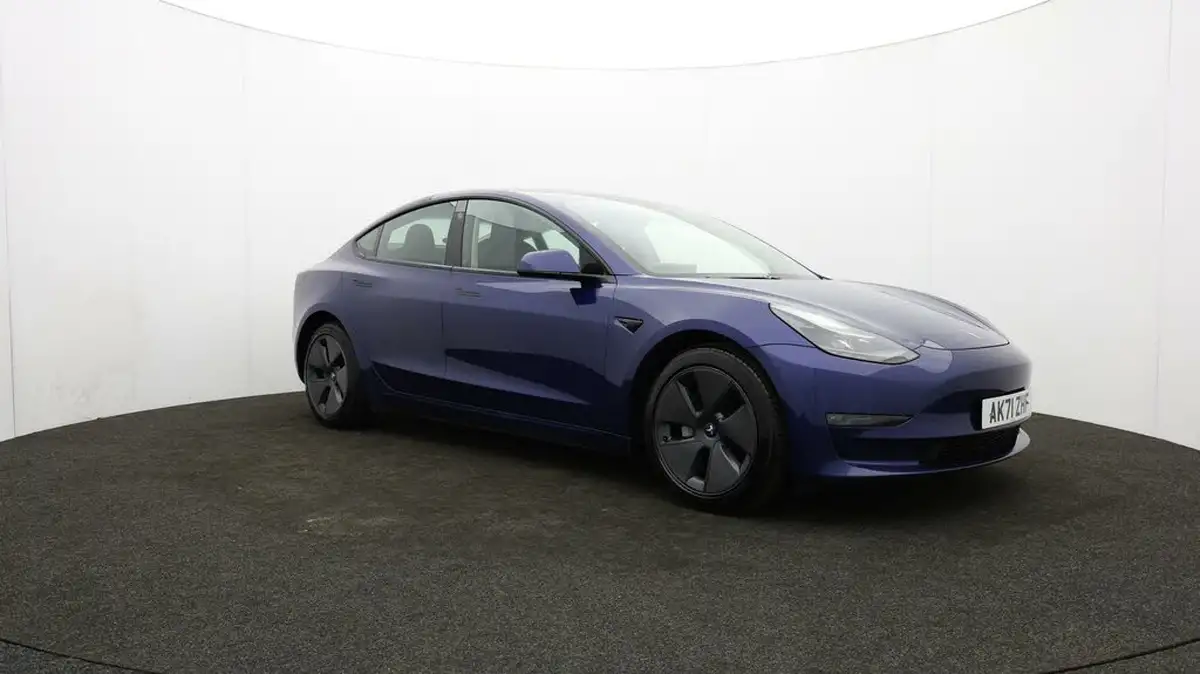 2021-tesla-model-3-e-long-range-awd-big-48