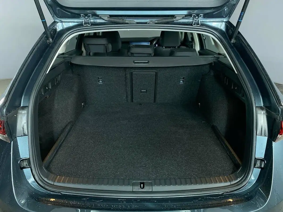 2021-skoda-octavia-14-tsi-se-technology-estate-big-12