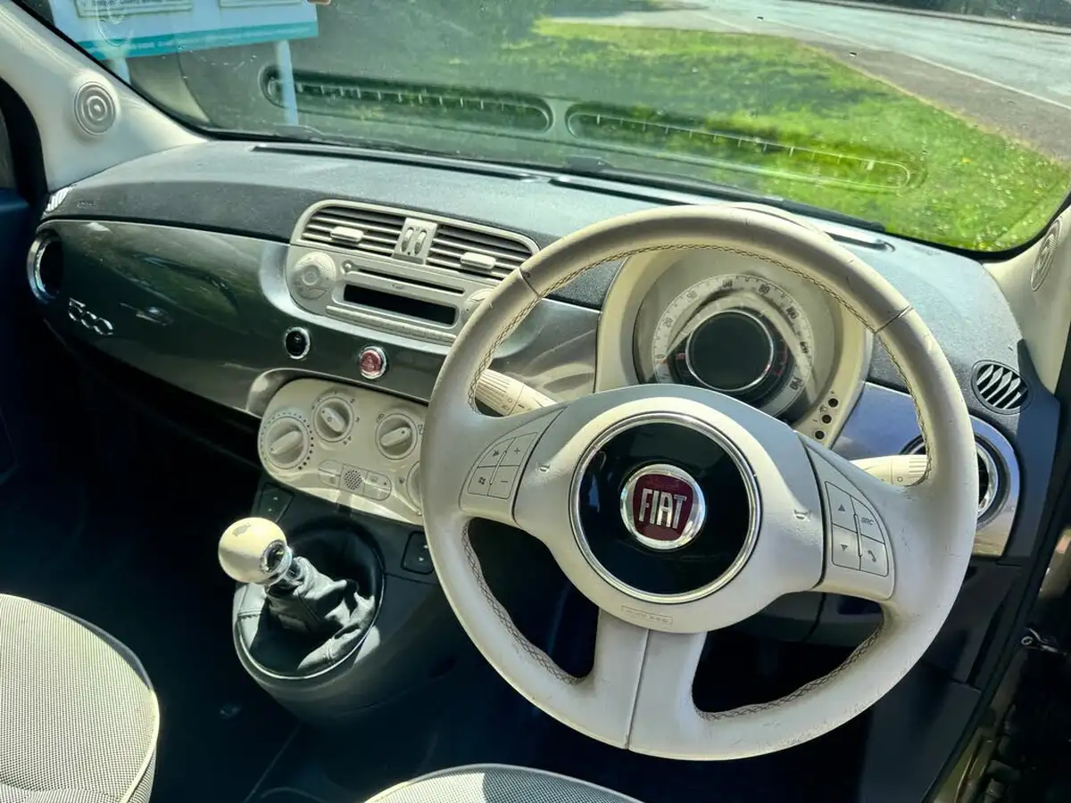 2013-fiat-500-12-lounge-big-9