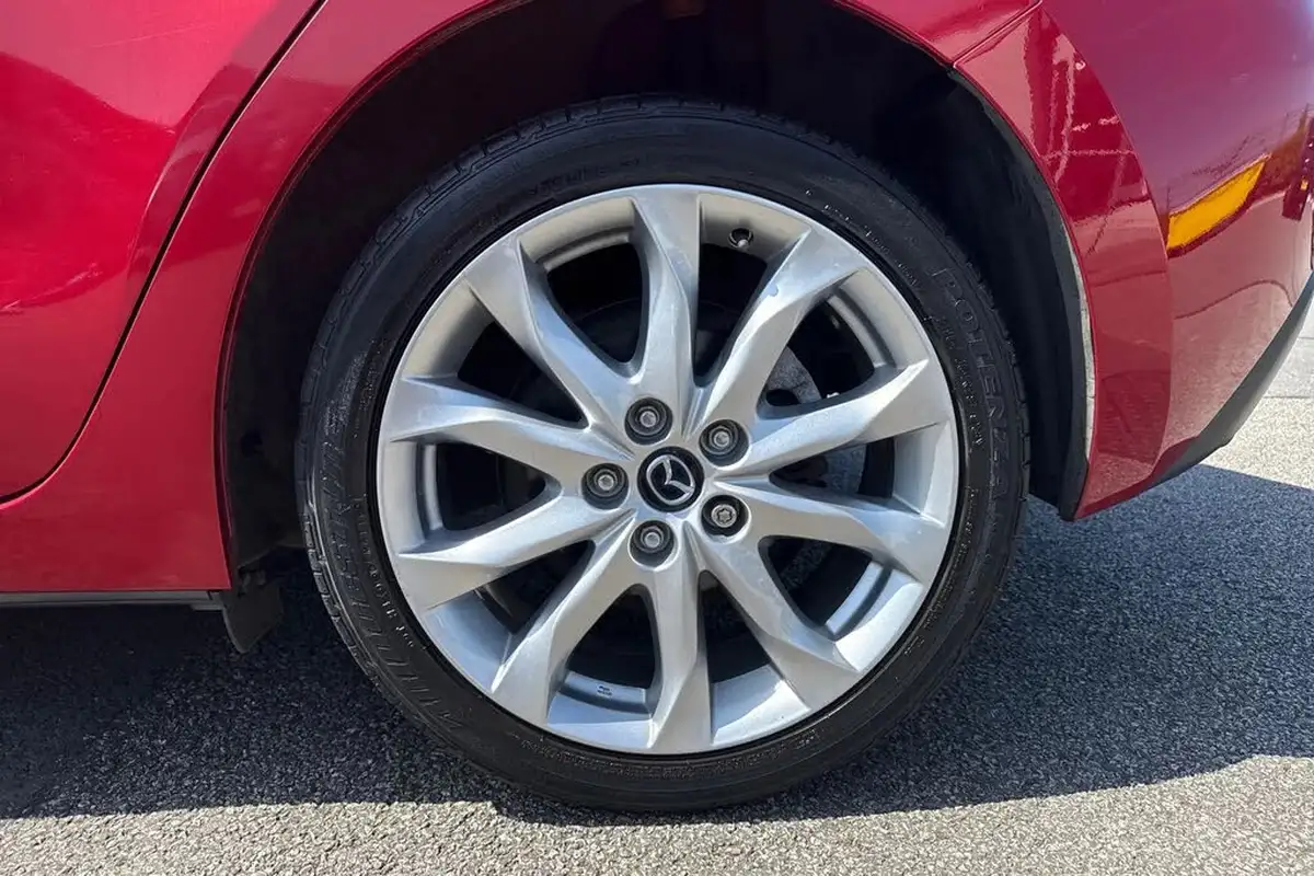 2016-mazda-mazda3-20-sport-nav-120ps-skyactiv-g-hatchback-5d-big-22