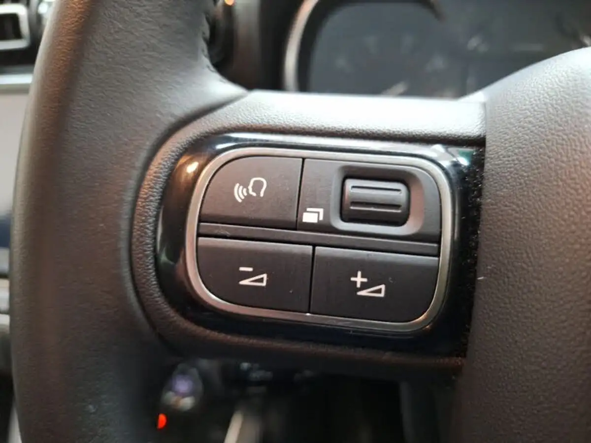2022-citroen-c3-aircross-12-puretech-shine-plus-130ps-eat6-big-15