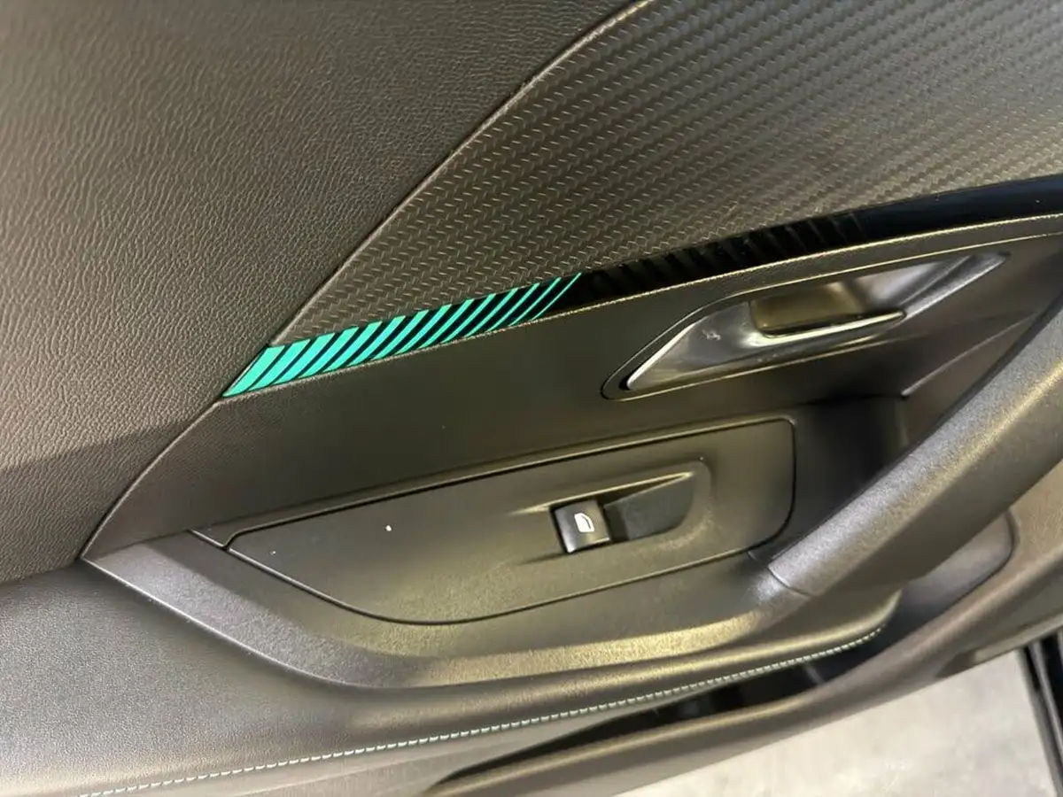 2022-peugeot-2008-suv-12-puretech-allure-premium-100bhp-big-62