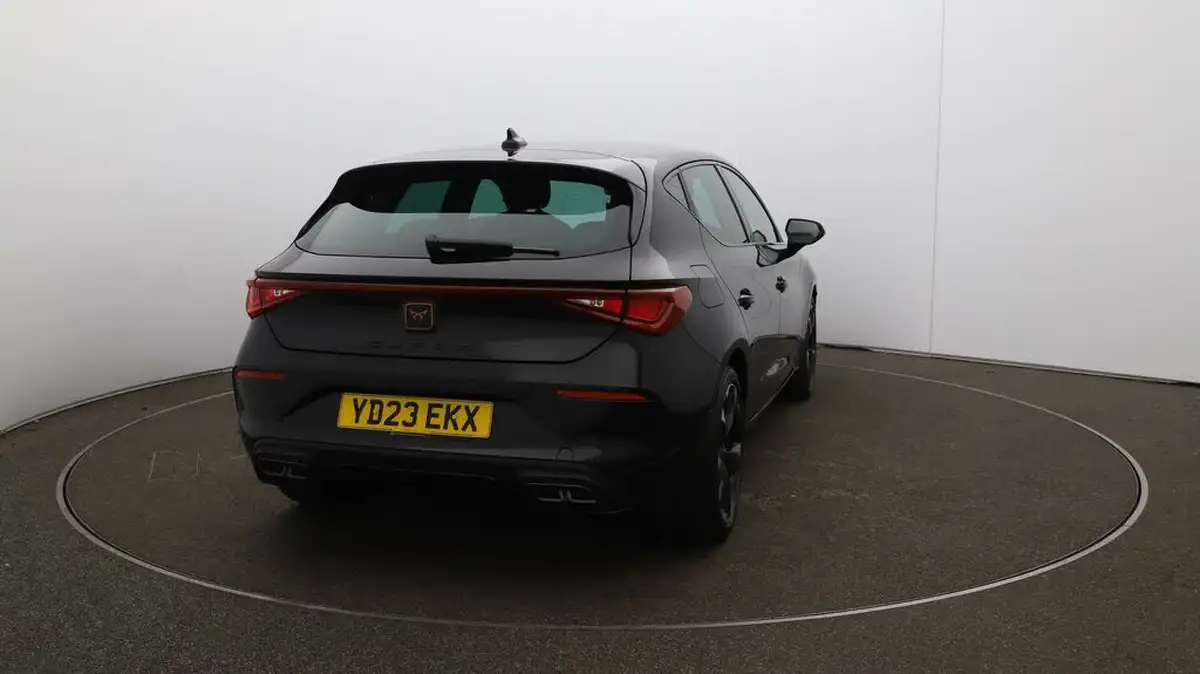 2023-cupra-leon-nf-15-etsi-v1-hatchback-big-47
