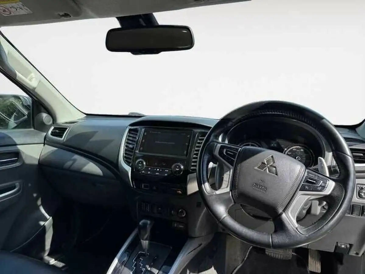 2019-mitsubishi-l200-24di-d-barbarian-eu6b-auto-big-4