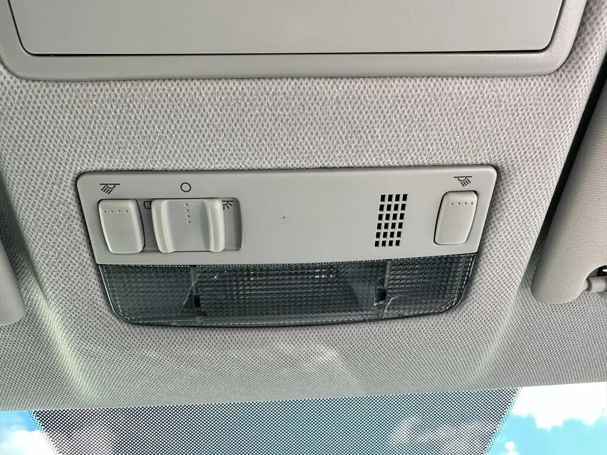 2020-skoda-fabia-10-mpi-colour-edition-60ps-big-32