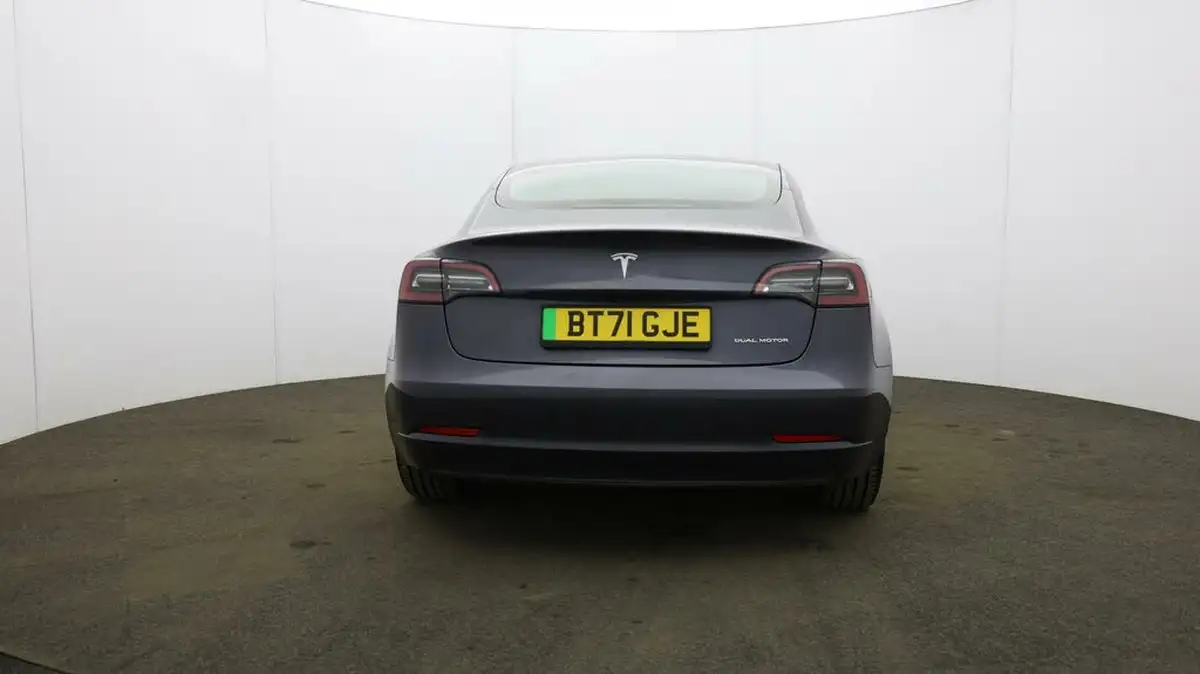 2021-tesla-model-3-e-long-range-awd-big-62