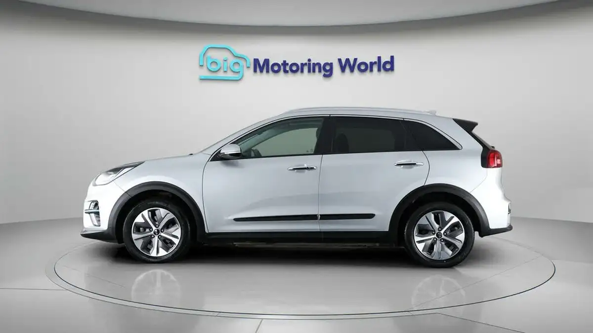 2021-kia-e-niro-ev-4-big-3