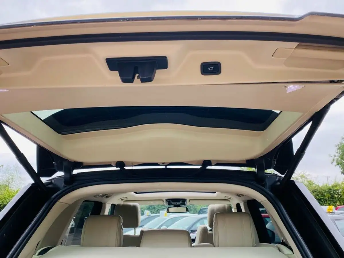 2014-land-rover-range-rover-30tdv6-vogue-se-big-34