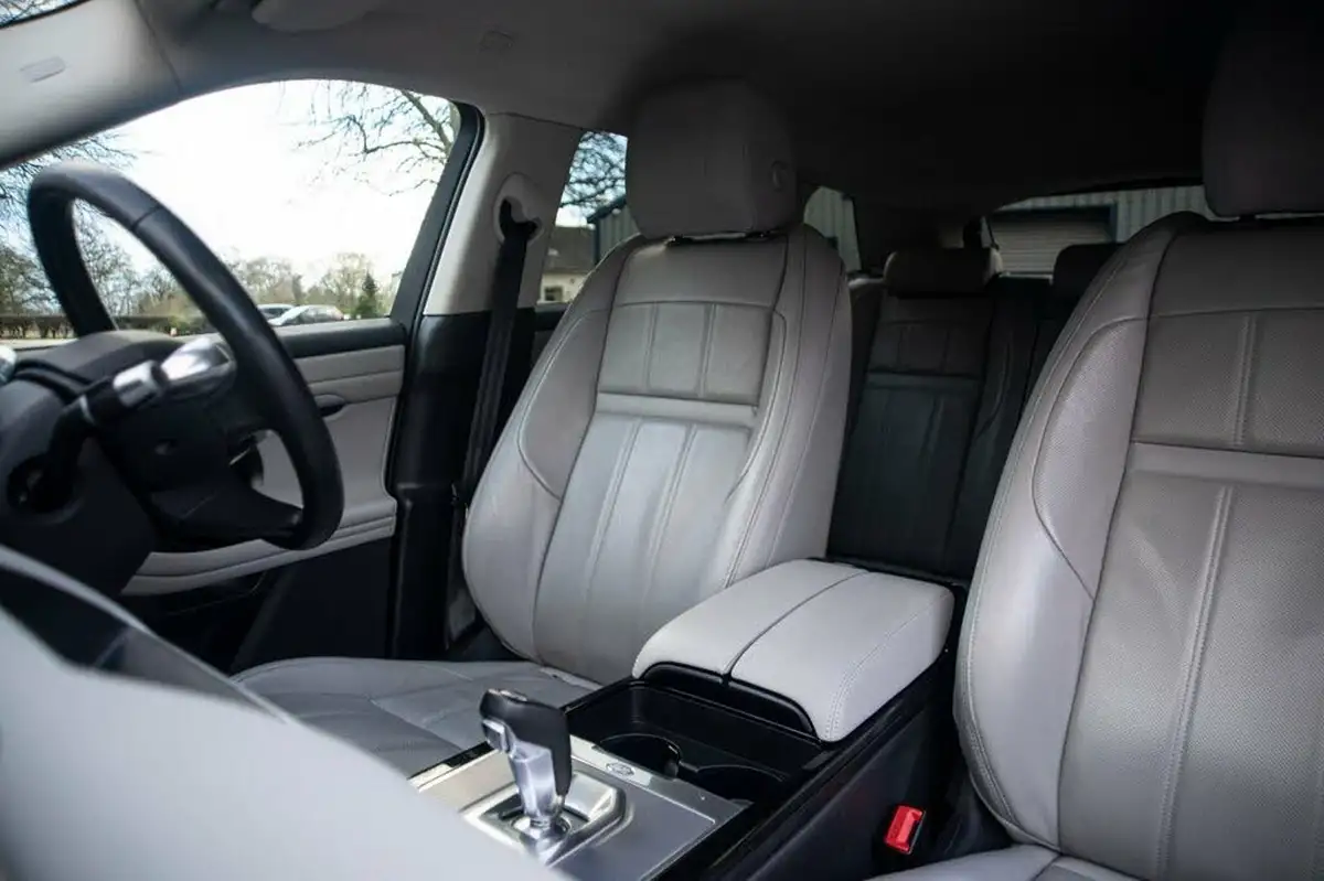 2019-land-rover-range-rover-evoque-20-p250-s-big-21