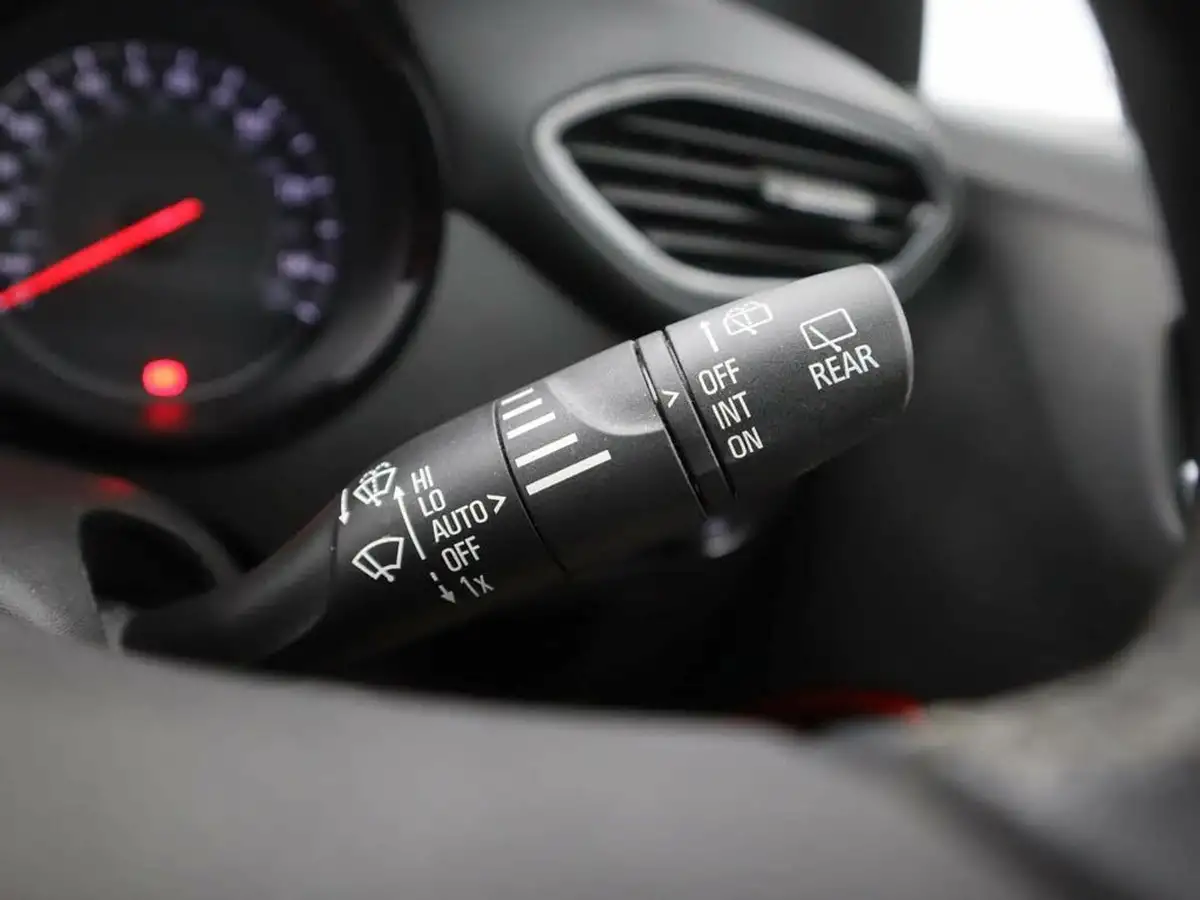 2022-vauxhall-crossland-12-gs-line-130ps-auto-big-32