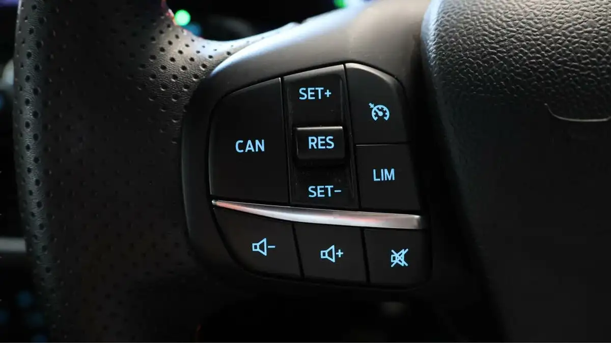 2021-ford-puma-suv-10-st-line-125ps-hybrid-mhev-big-21
