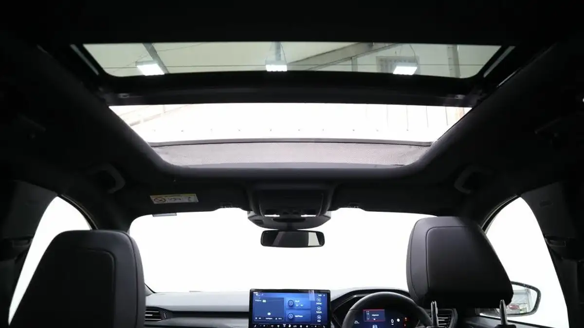 2024-ford-kuga-25t-st-line-x-183ps-awd-fhev-big-13