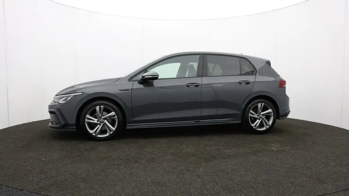 2022-volkswagen-golf-15-tsi-r-line-130ps-hatchback-big-66