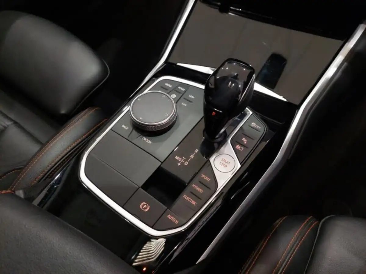 2020-bmw-3-series-big-14