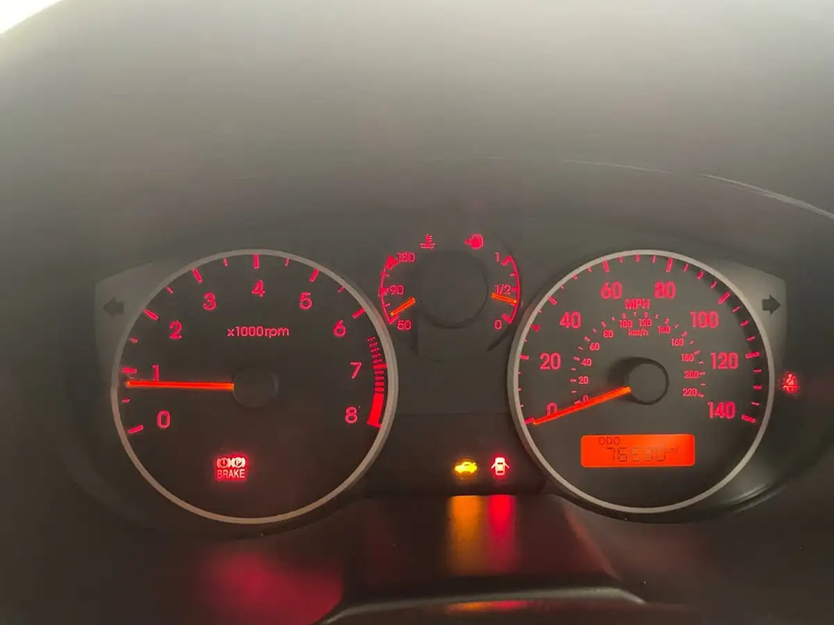 2010-hyundai-i20-12-comfort-5d-big-36