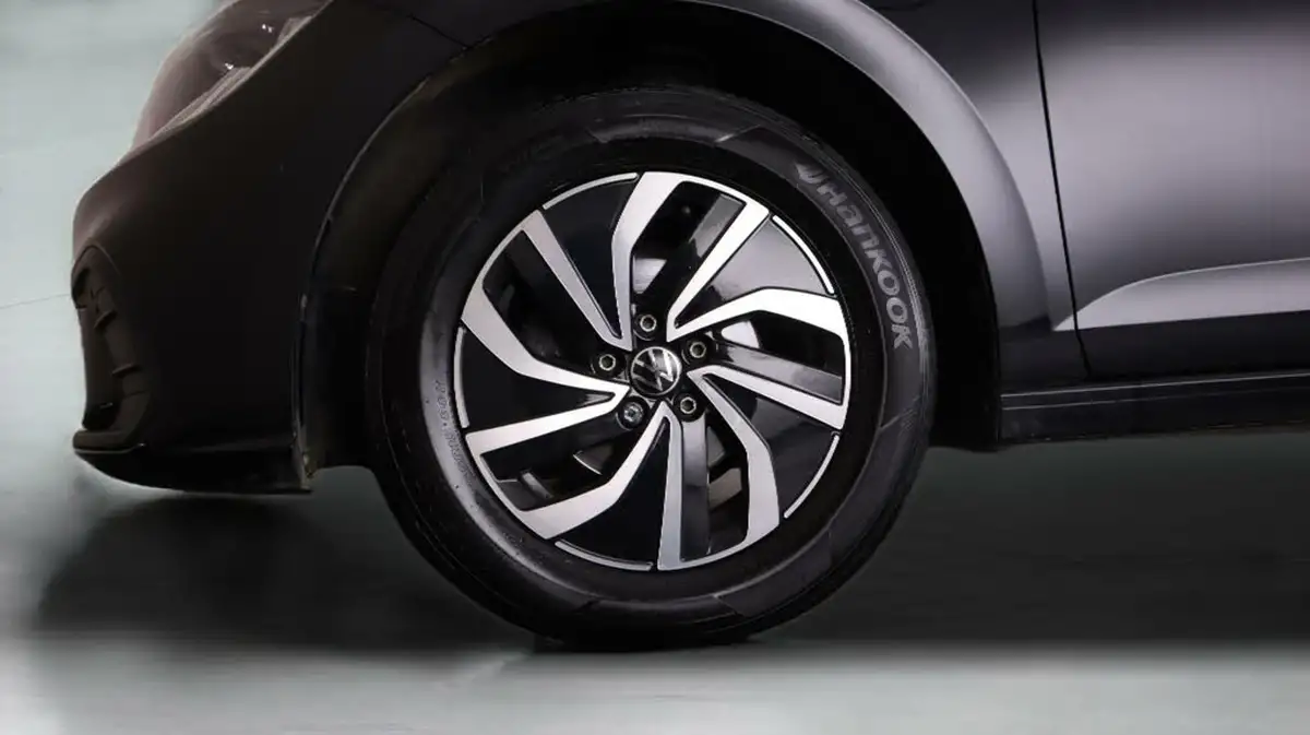 2024-volkswagen-polo-10-tsi-life-dsg-big-16