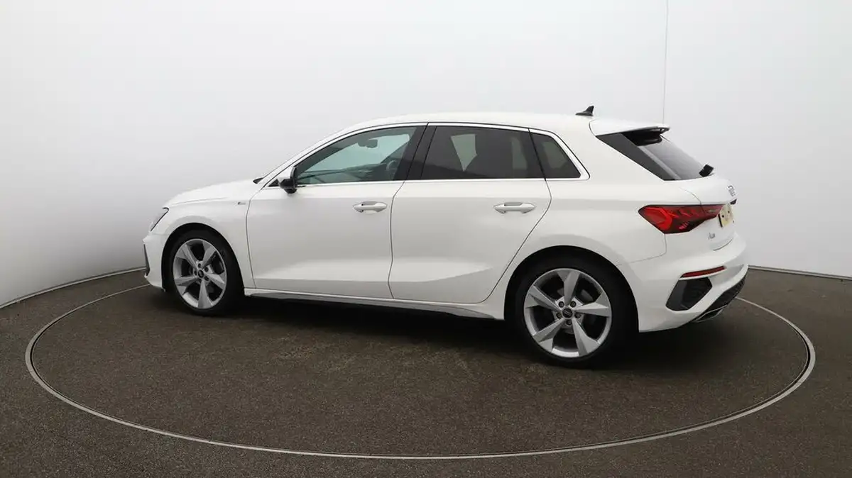 2022-audi-a3-15-35-tfsi-s-line-sportback-5d-tronic-big-45