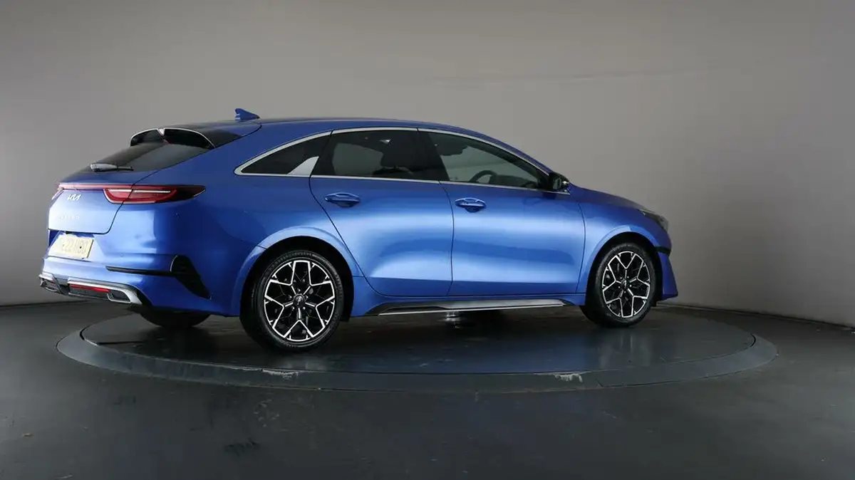 2022-kia-pro-ceed-15-t-gdi-gt-line-big-64
