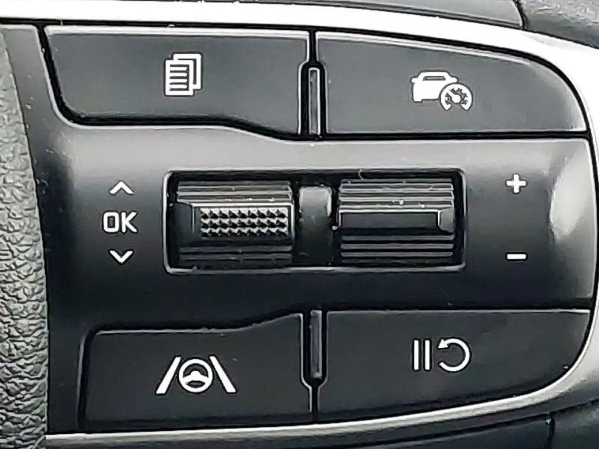 2024-kia-sportage-16-t-gdi-3-148bhp-big-12