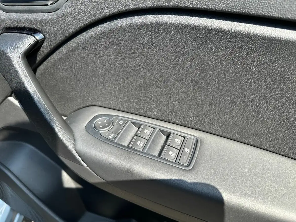 2022-renault-captur-10-tce-iconic-edition-big-24