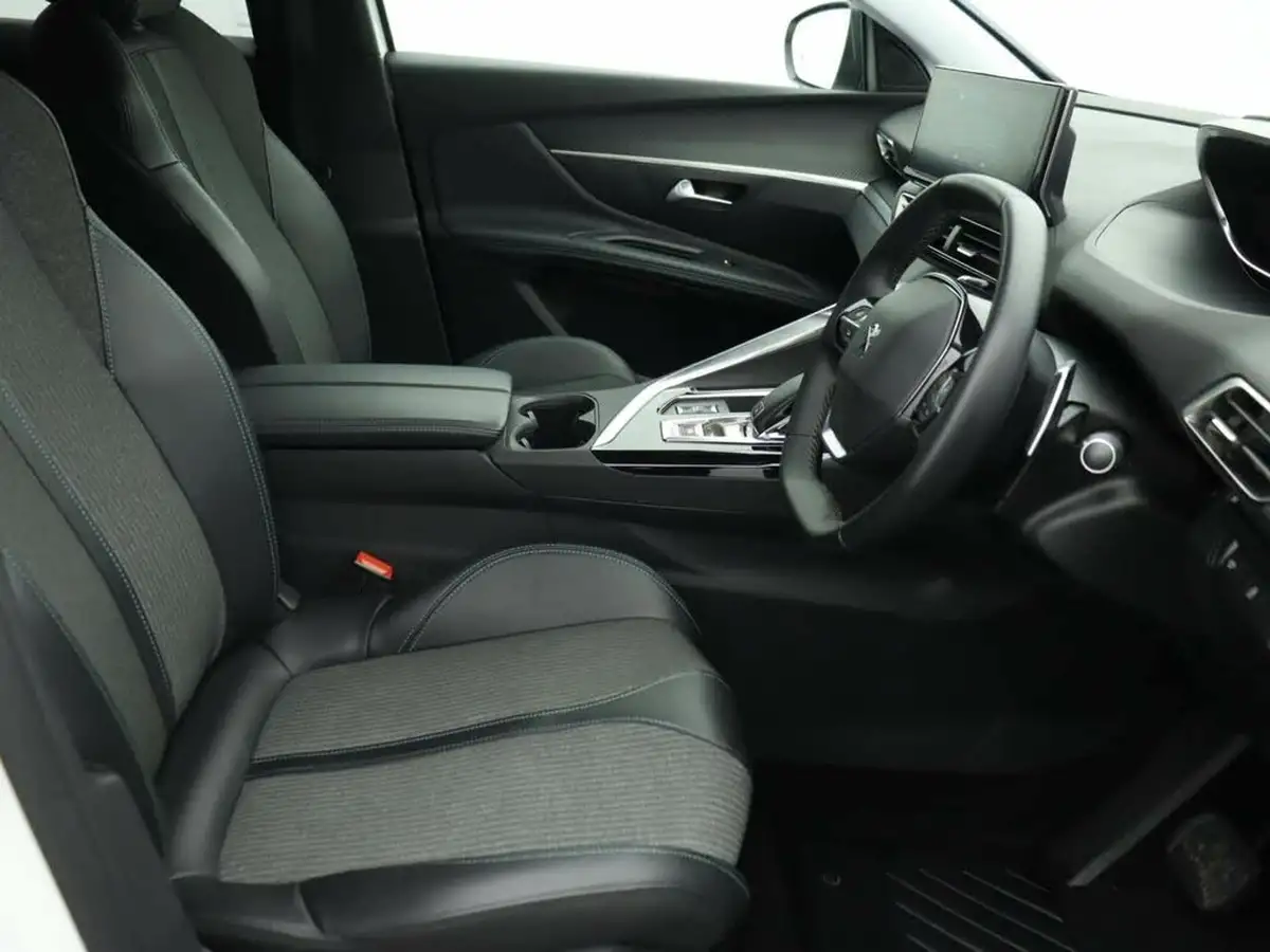 2022-peugeot-3008-suv-15-bluehdi-allure-eat8-big-30
