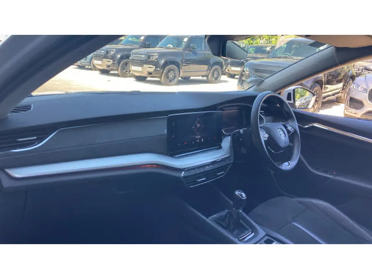 2020-skoda-octavia-20tdi-se-l-first-edition-115ps-hatchback-big-1