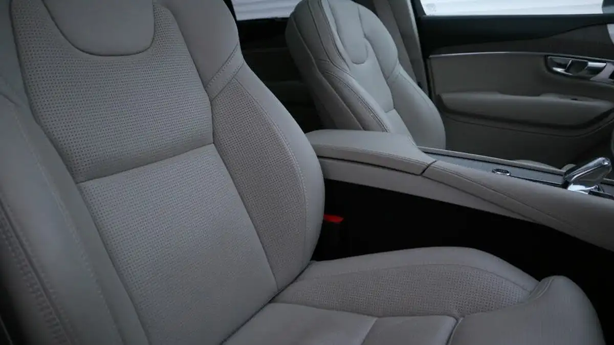 2024-volvo-xc90-20-t8-ultimate-dark-big-28