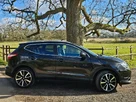 2017-nissan-qashqai-15dci-tekna-small-1