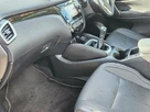 2017-nissan-qashqai-15dci-tekna-small-25