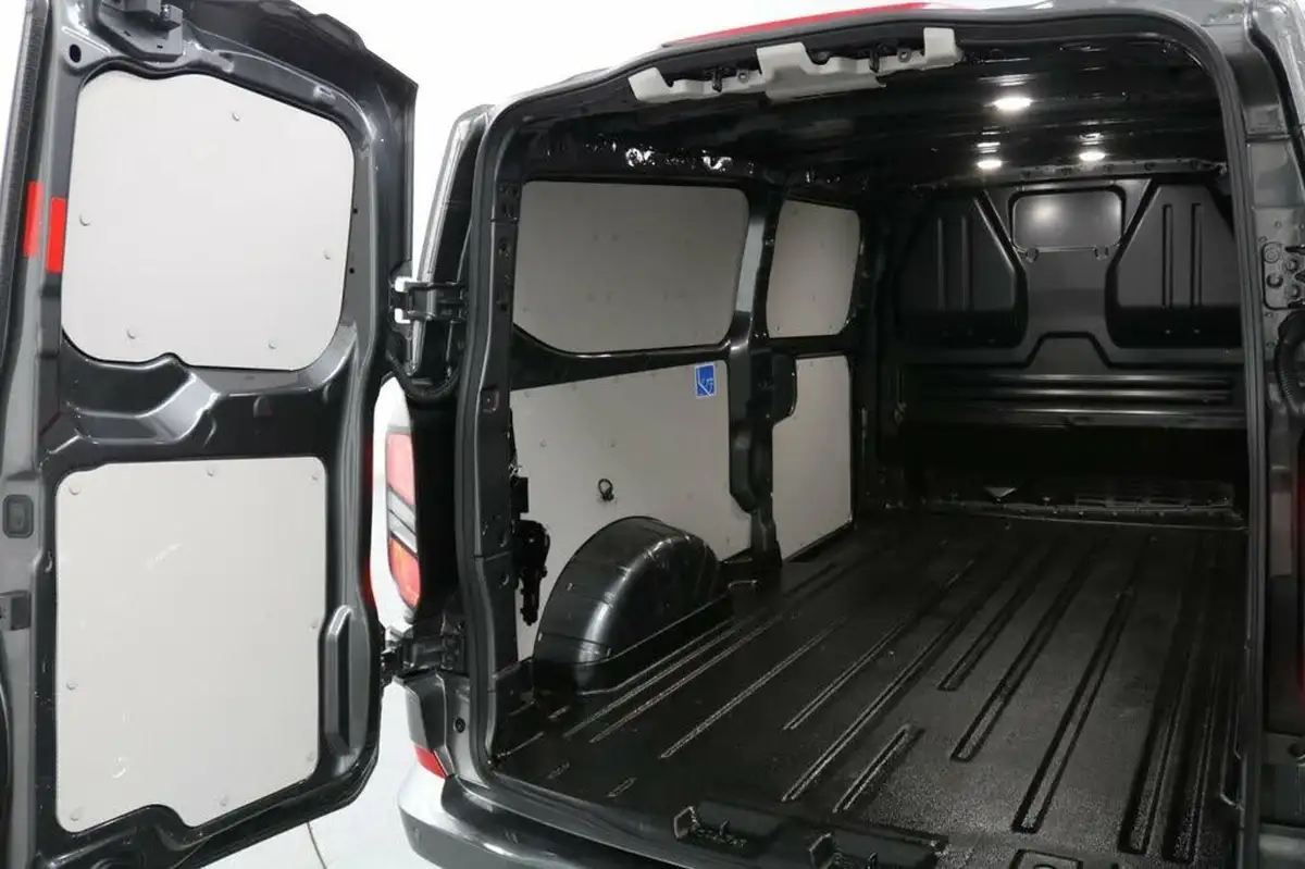 2024-ford-transit-custom-20tdci-320-l2h1-limited-136pseu6e-panel-van-1996cc-auto-big-16