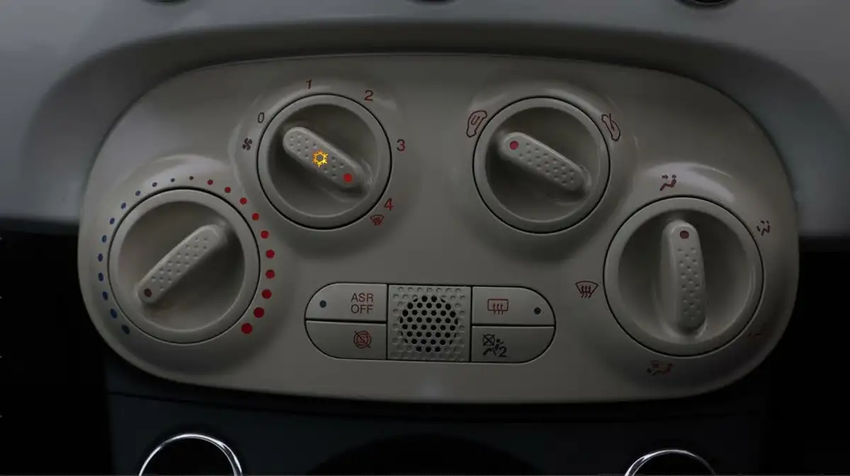 2023-fiat-500-10-big-11